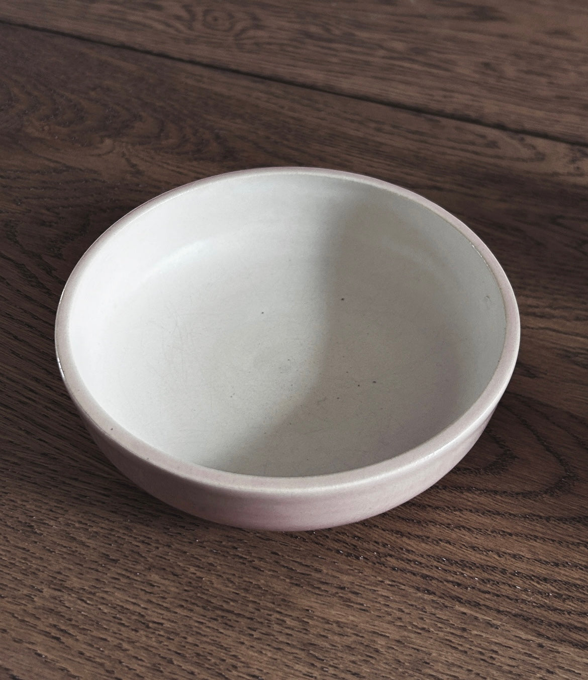 Shallow bowl