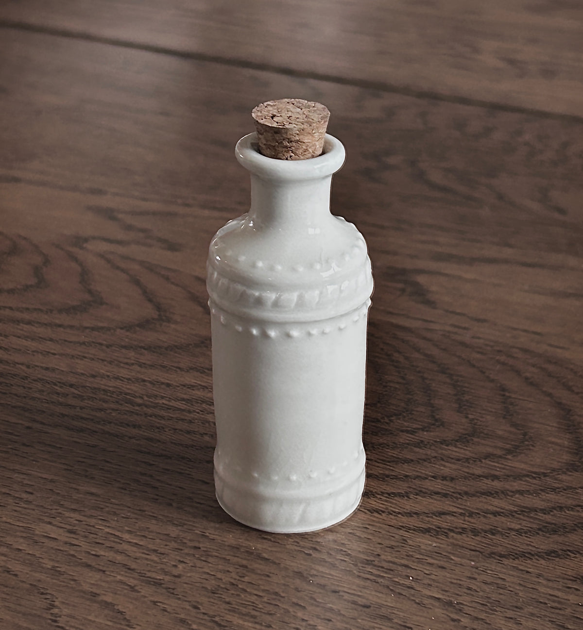 Soft white vial
