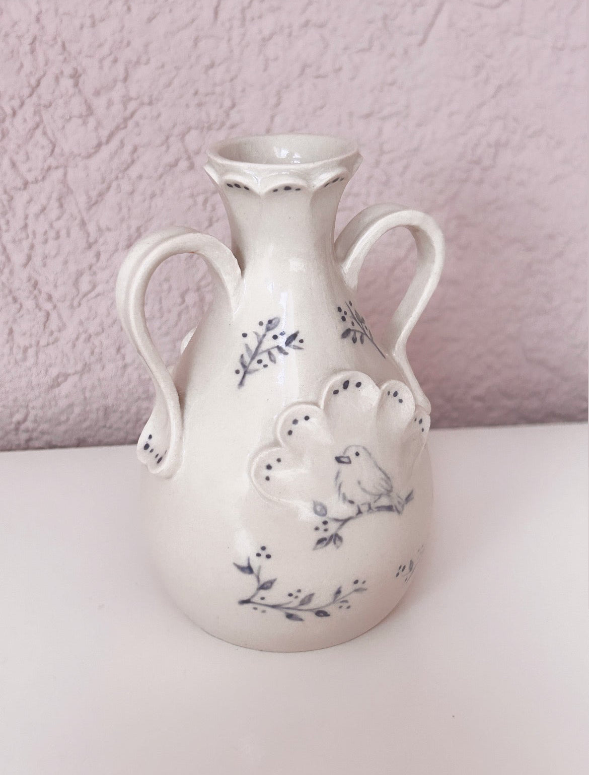Small creatures vase